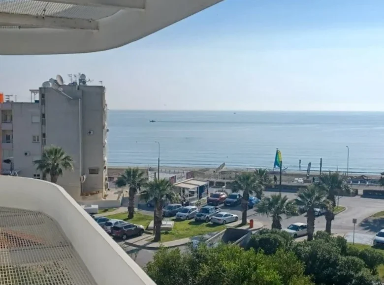 Apartamento 2 habitaciones 80 m² Larnaca, Chipre