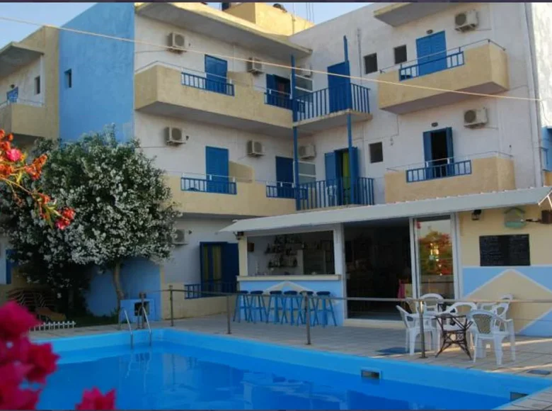 Hotel 800 m² en Kavrochori, Grecia