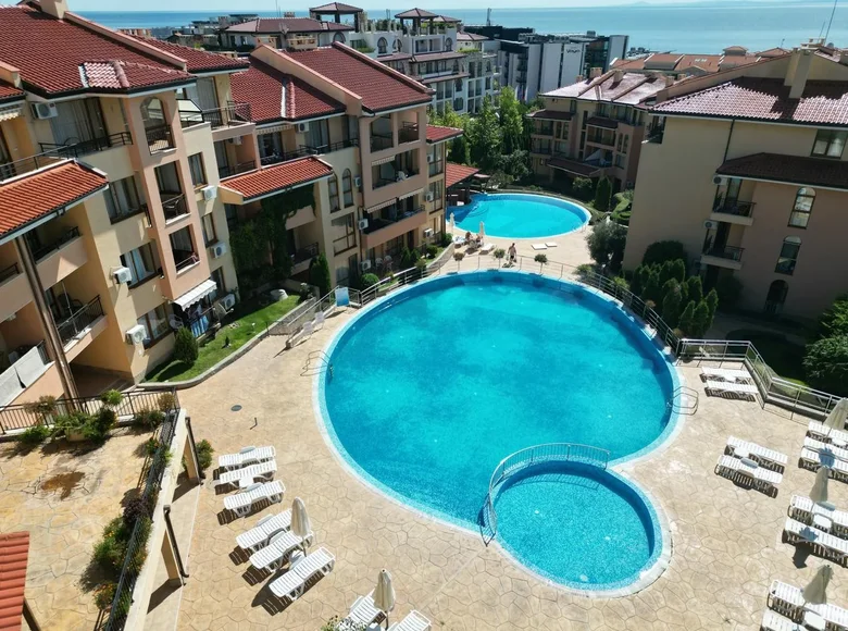 Квартира 1 комната 69 м² Несебр, Болгария