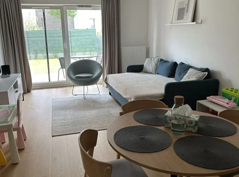 2 room apartment 49 m² in Warsaw, Poland