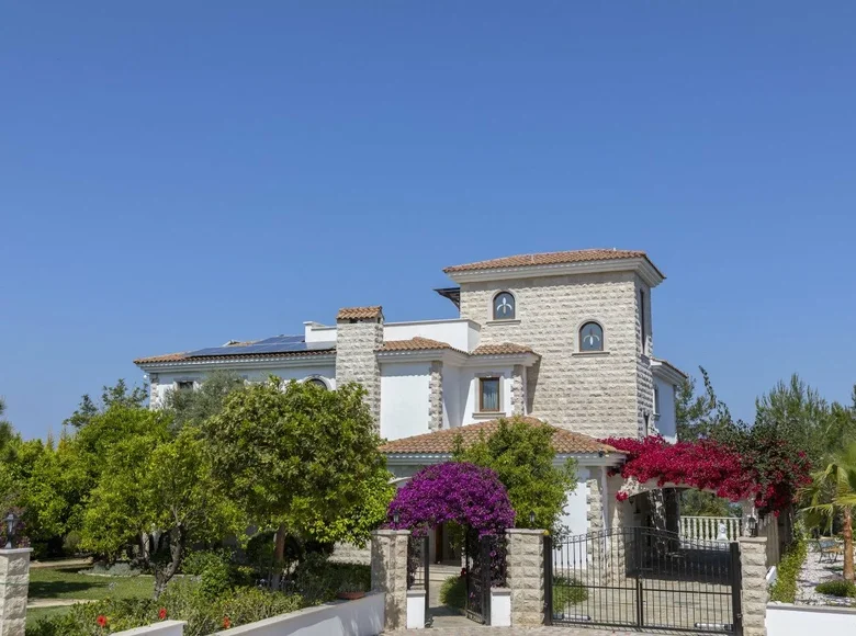 Dom 5 pokojów 379 m² Argaka, Cyprus