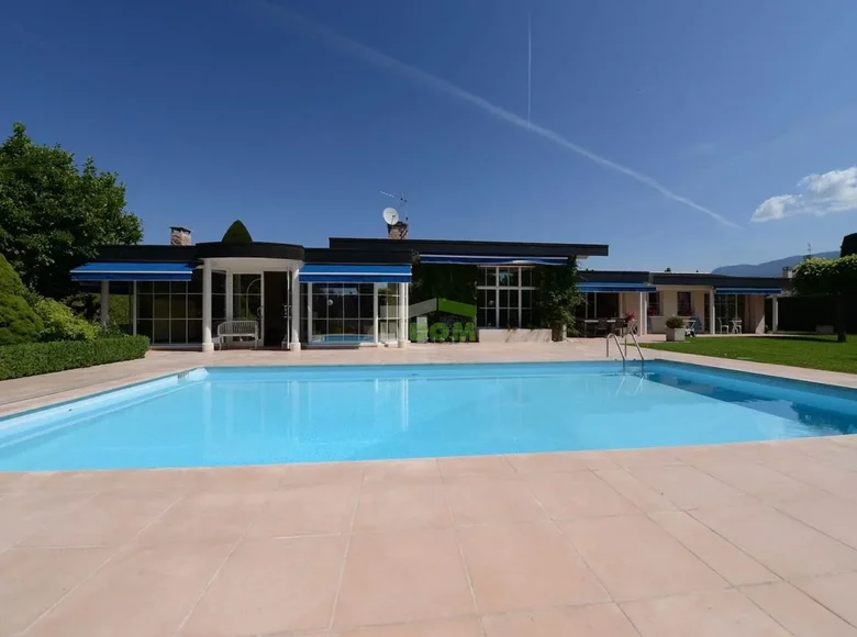 Villa 450 m² Francia metropolitana, Francia