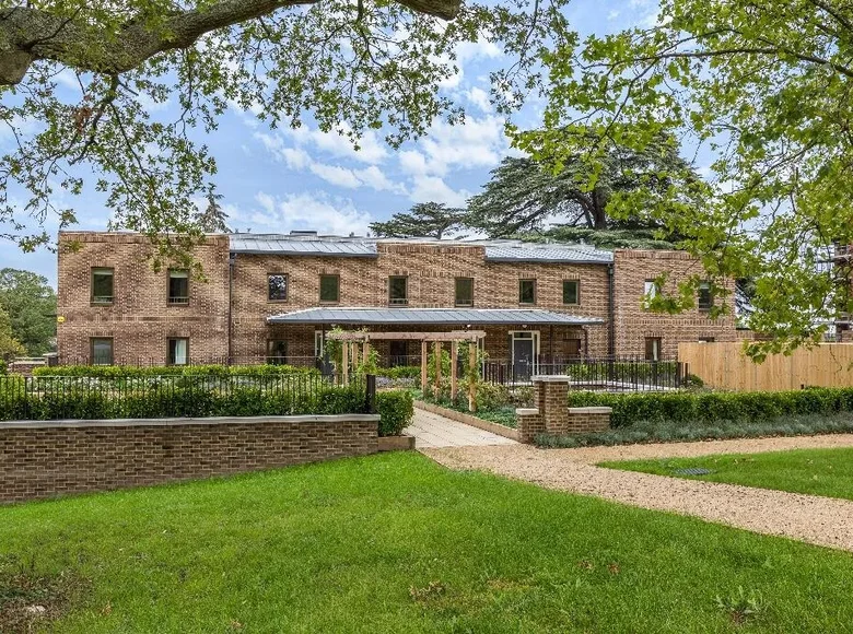 Maison 4 chambres 182 m² Enfield, Royaume-Uni