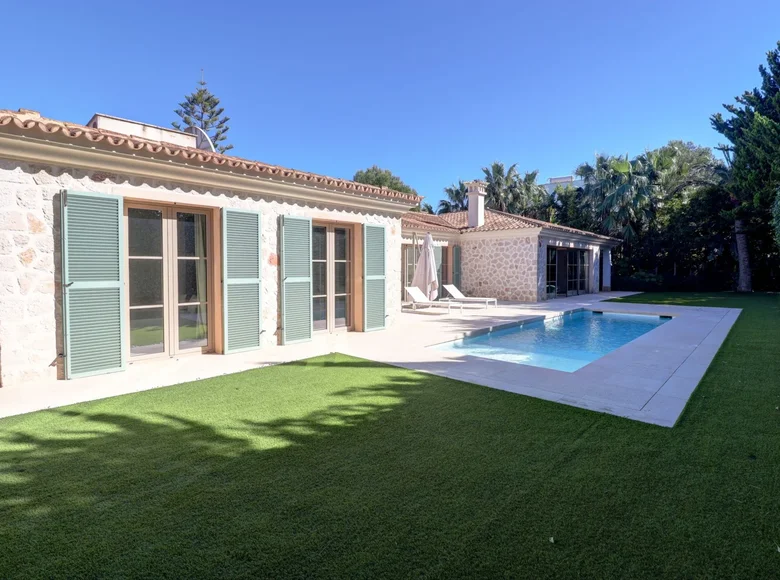 Zamek 4 pokoi 362 m² Santa Ponsa, Hiszpania