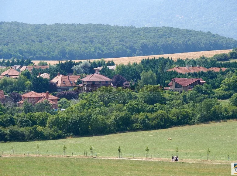 Land 1 632 m² Pilisborosjeno, Hungary