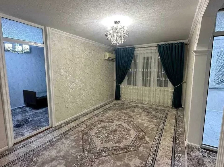 Kvartira 2 xonalar 45 m² Samarqandda