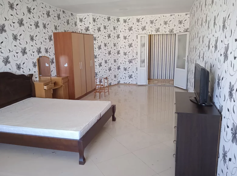 1 room apartment 67 m² Odesa, Ukraine