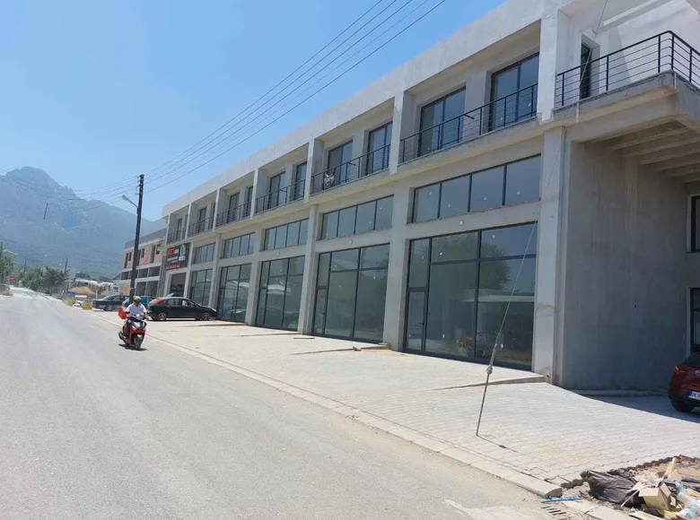 Mieszkanie 3 pokoi 60 m² Girne Kyrenia District, Cypr Północny