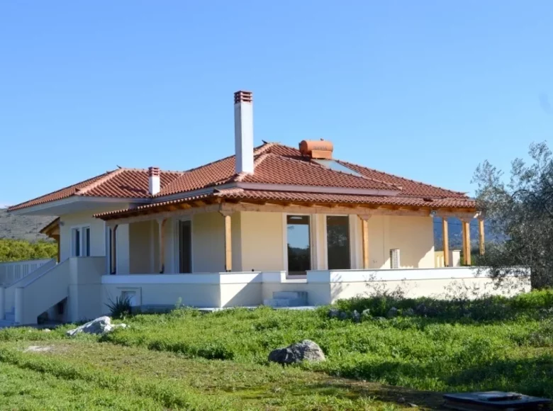 5 room house 270 m² Peloponnese Region, Greece