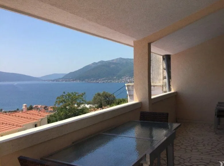Квартира 2 комнаты 50 м² Gornja Lastva, Черногория