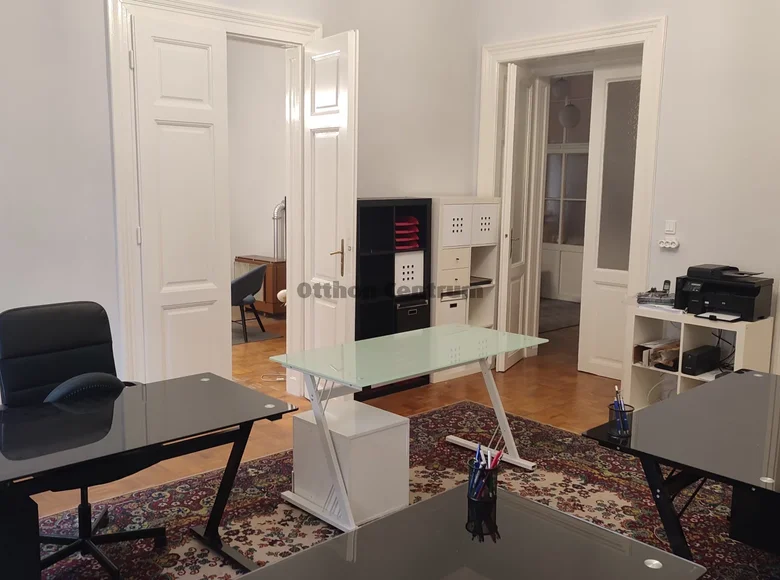 Mieszkanie 3 pokoi 96 m² Budapeszt, Węgry