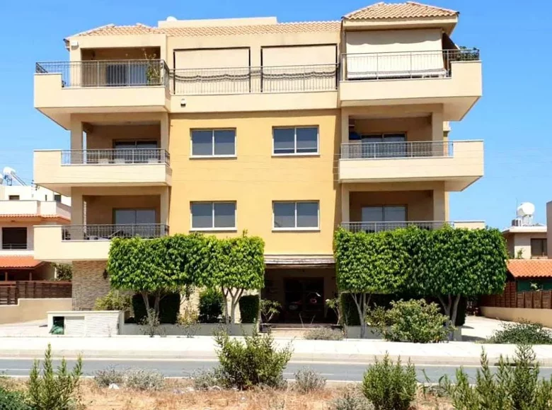 Propiedad comercial 693 m² en Limassol Municipality, Chipre