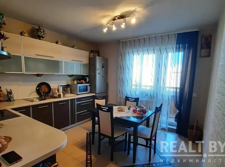 Квартира 3 комнаты 88 м² Минск, Беларусь