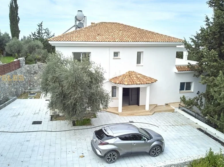 4 bedroom Villa 920 m² Kazafani, Northern Cyprus