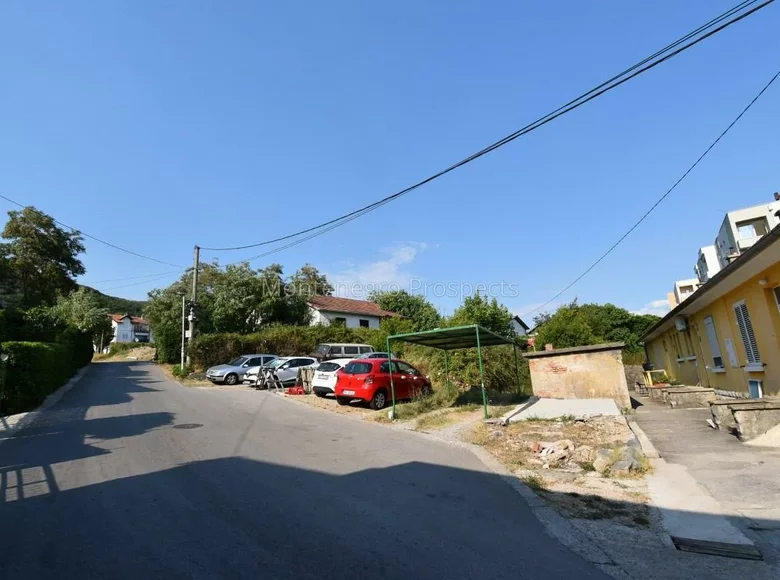 Grundstück 1 489 m² Igalo, Montenegro