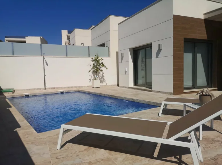 Chalet 3 bedrooms 195 m² San Miguel de Salinas, Spain