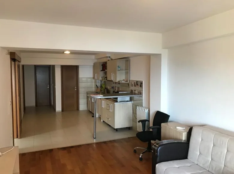 2 bedroom apartment 82 m² Dobra Voda, Montenegro