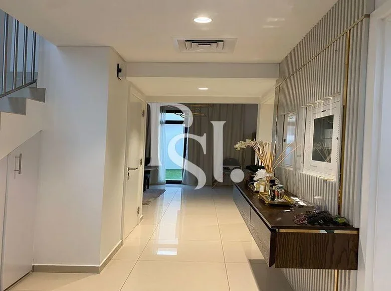 Таунхаус 3 спальни 170 м² Sharjah Emirate, ОАЭ