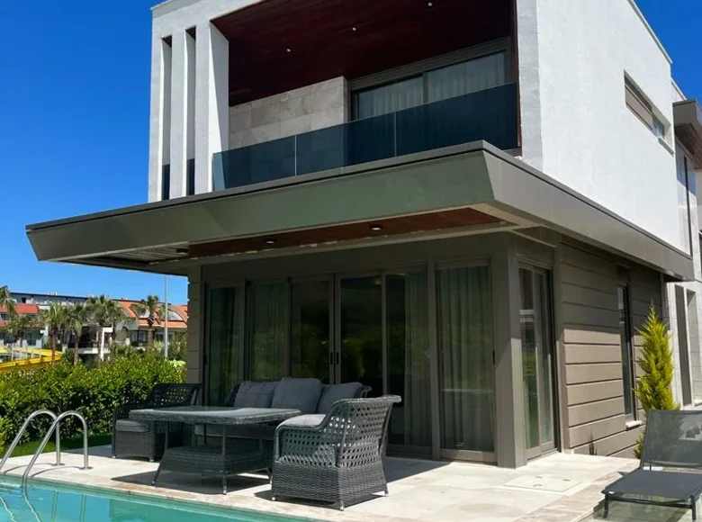 4 bedroom Villa 115 m² Kemer, Turkey