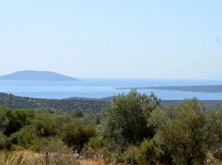 Grundstück 4 700 m² Asprovrysi, Griechenland