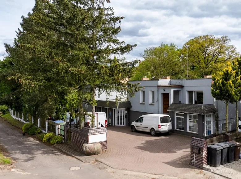 Магазин 527 м² Kazmierz, Польша
