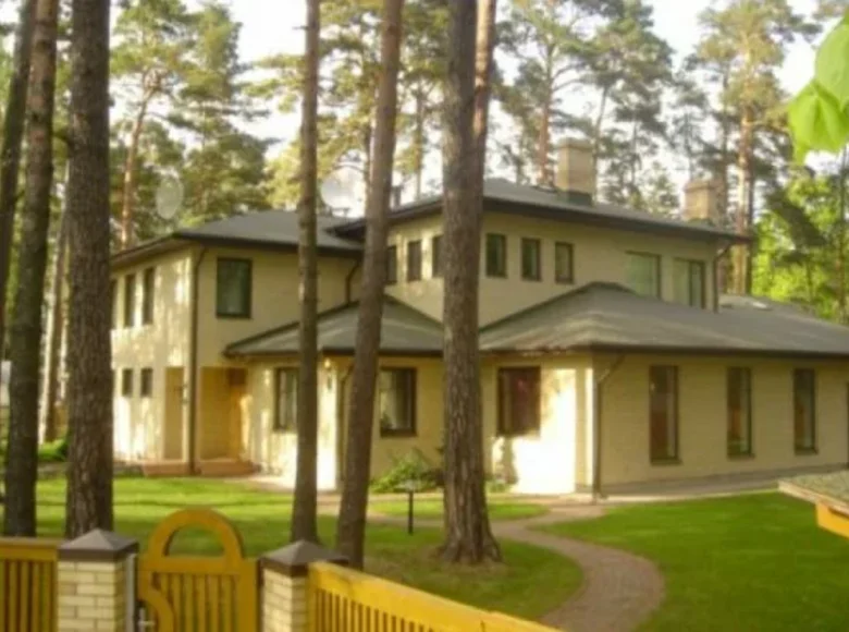 8 room house 505 m² Jurmala, Latvia