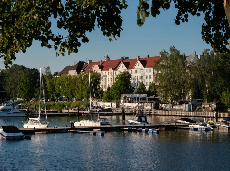 Mieszkanie 3 pokoi 77 m² Ryga, Łotwa