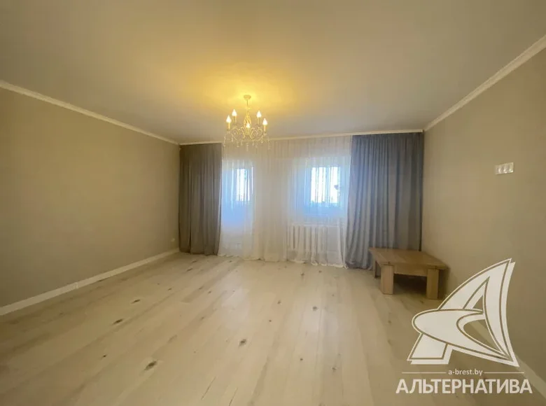 Apartamento 3 habitaciones 76 m² Kobriny, Bielorrusia