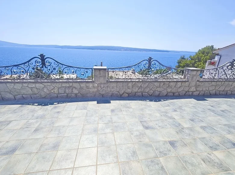 Casa 6 habitaciones 284 m² Crikvenica, Croacia