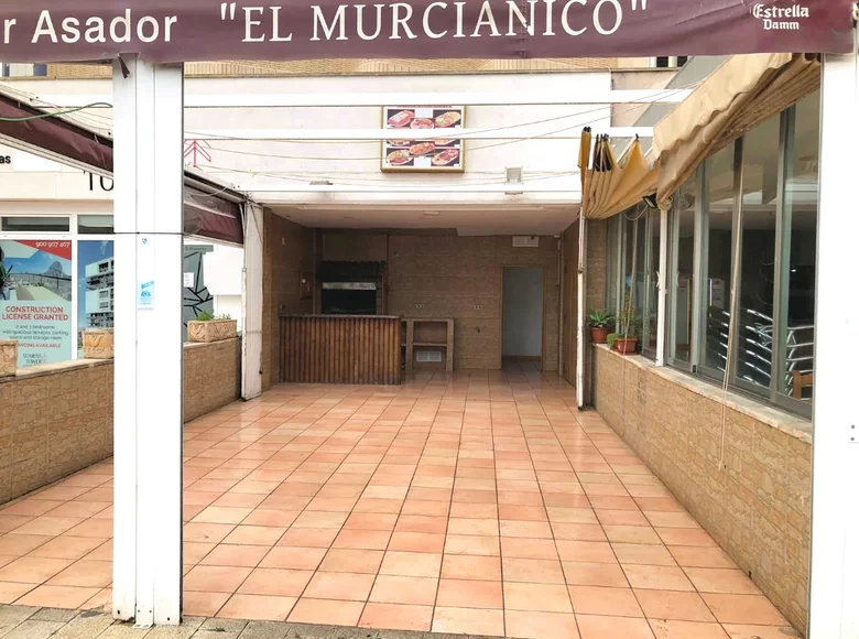 Commercial property 69 m² in Calp, Spain