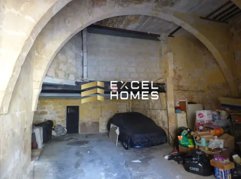 Wohnung 3 Schlafzimmer  Qormi, Malta