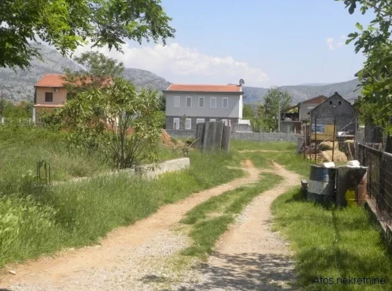 Parcelas 450 m² Podgorica, Montenegro