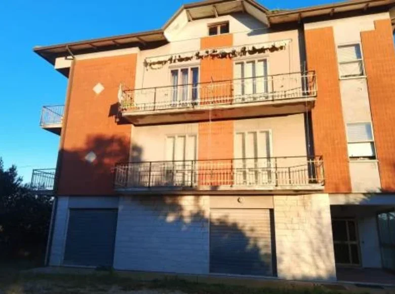 Дом 14 комнат 400 м² Porto Recanati, Италия