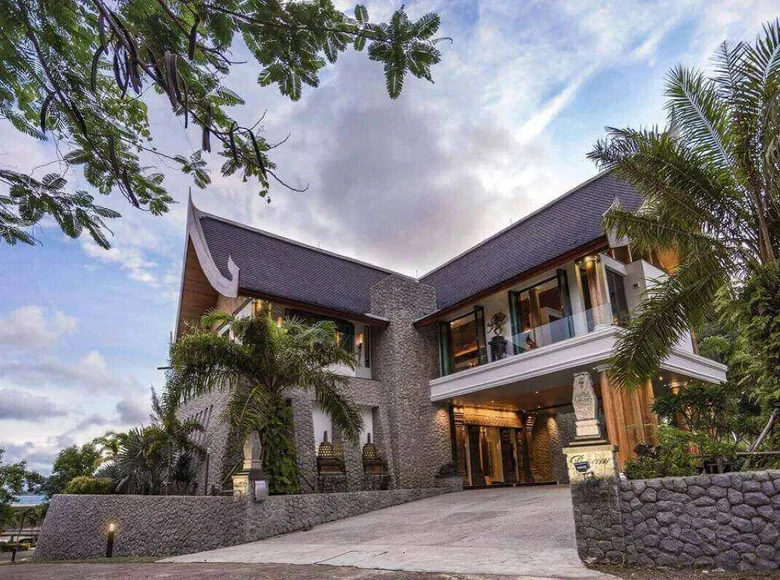 4 bedroom Villa 850 m² Phuket, Thailand