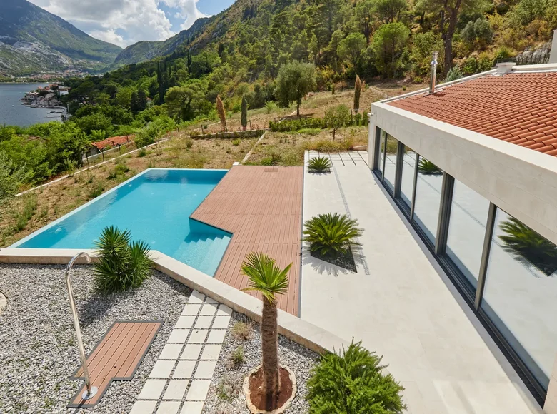 4-Zimmer-Villa 373 m² Kotor, Montenegro