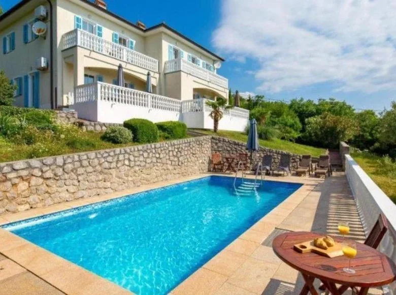 6 bedroom villa 300 m² Opatija, Croatia