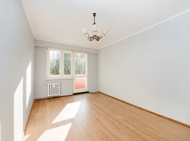 Mieszkanie 3 pokoi 48 m² Poznań, Polska