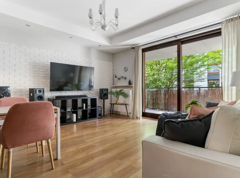 Wohnung 3 zimmer 75 m² in Warschau, Polen