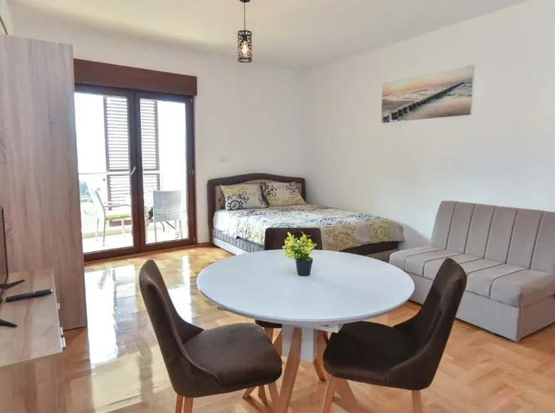 Studio apartment 42 m² Becici, Montenegro