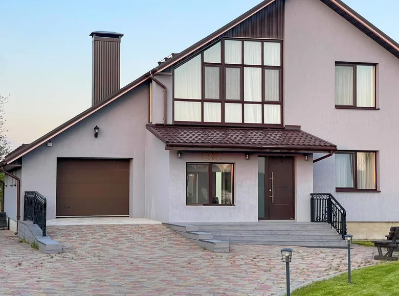 Dom wolnostojący 290 m² Astrashitskagaradokski rural council, Białoruś