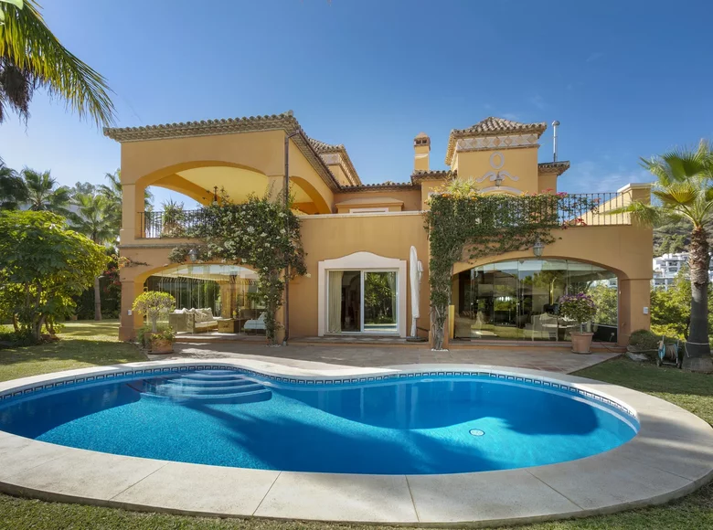 4 bedroom Villa 686 m² Benahavis, Spain
