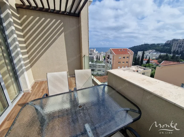 2 bedroom apartment 65 m² Budva, Montenegro