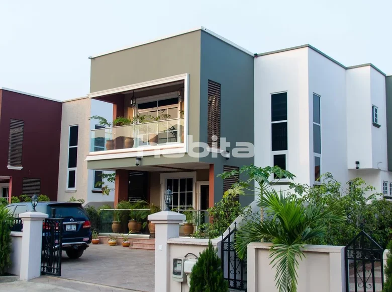 Haus 5 Zimmer 233 m² Achimota, Ghana