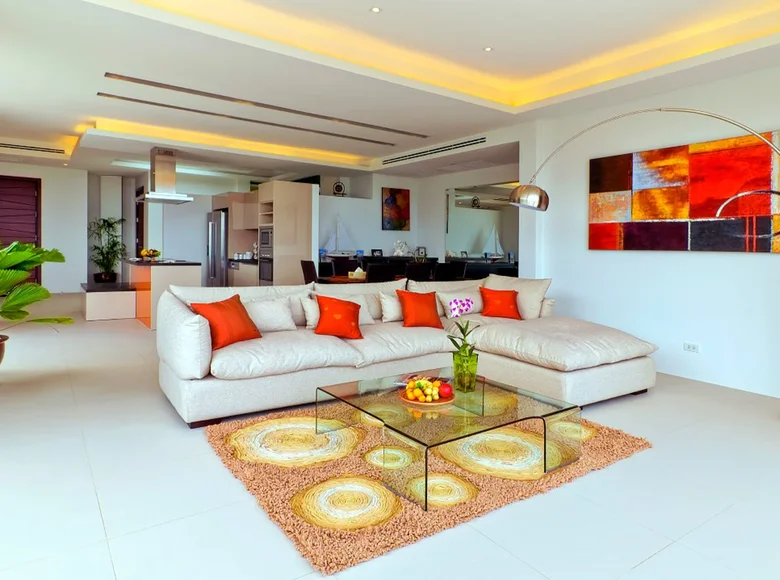 4 bedroom Villa 580 m² Phuket, Thailand