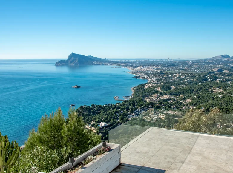 5-Schlafzimmer-Villa 285 m² Altea, Spanien