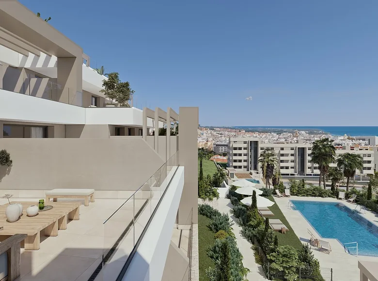 2 bedroom apartment 85 m² Estepona, Spain