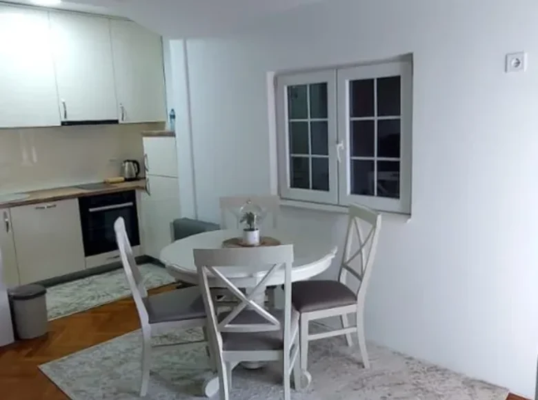 Mieszkanie 3 pokoi 5 m² Budva, Czarnogóra