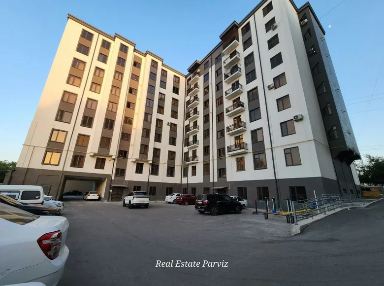 Kvartira 4 xonalar 140 m² Samarqandda