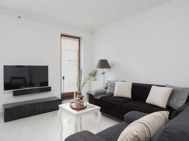 Квартира 4 комнаты 78 м² Варшава, Польша