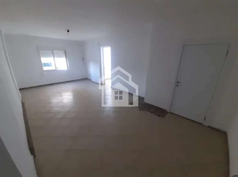 1 bedroom apartment 76 m² Durres, Albania
